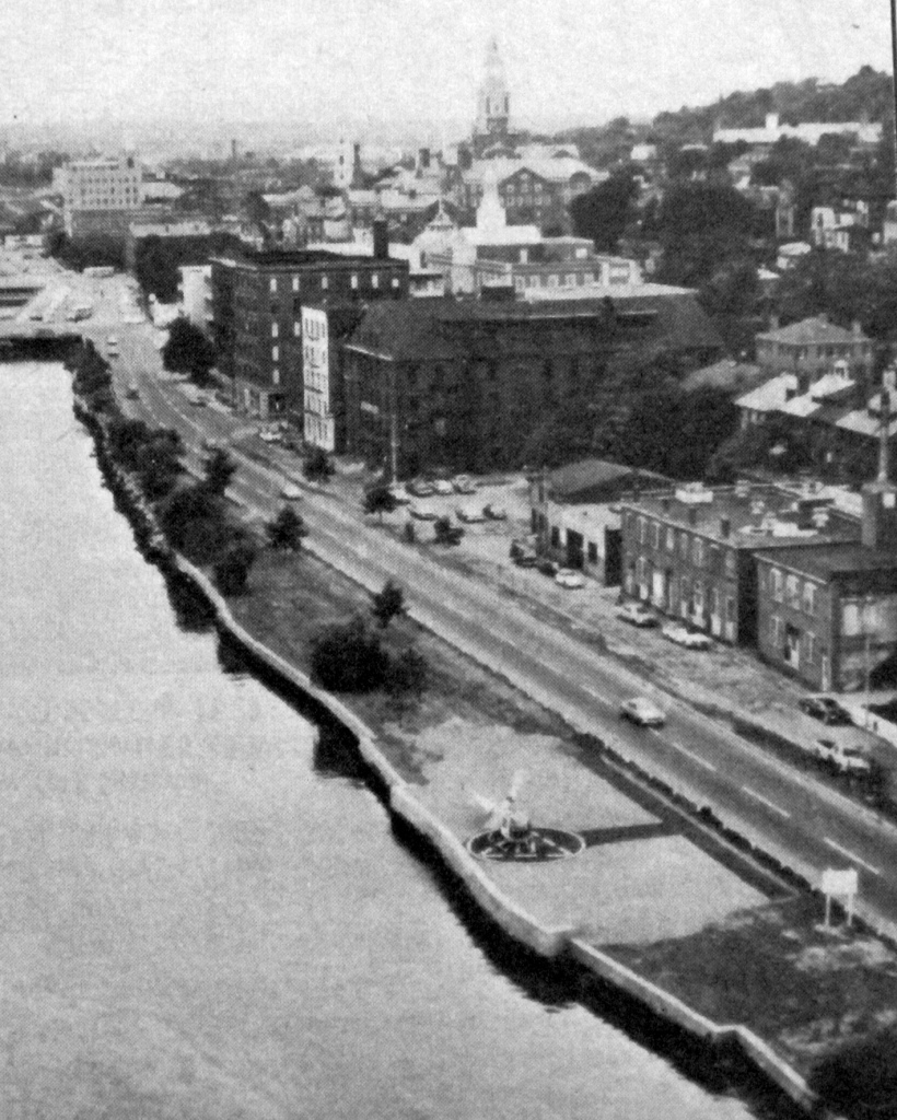 Abandoned & LittleKnown Airfields Rhode Island