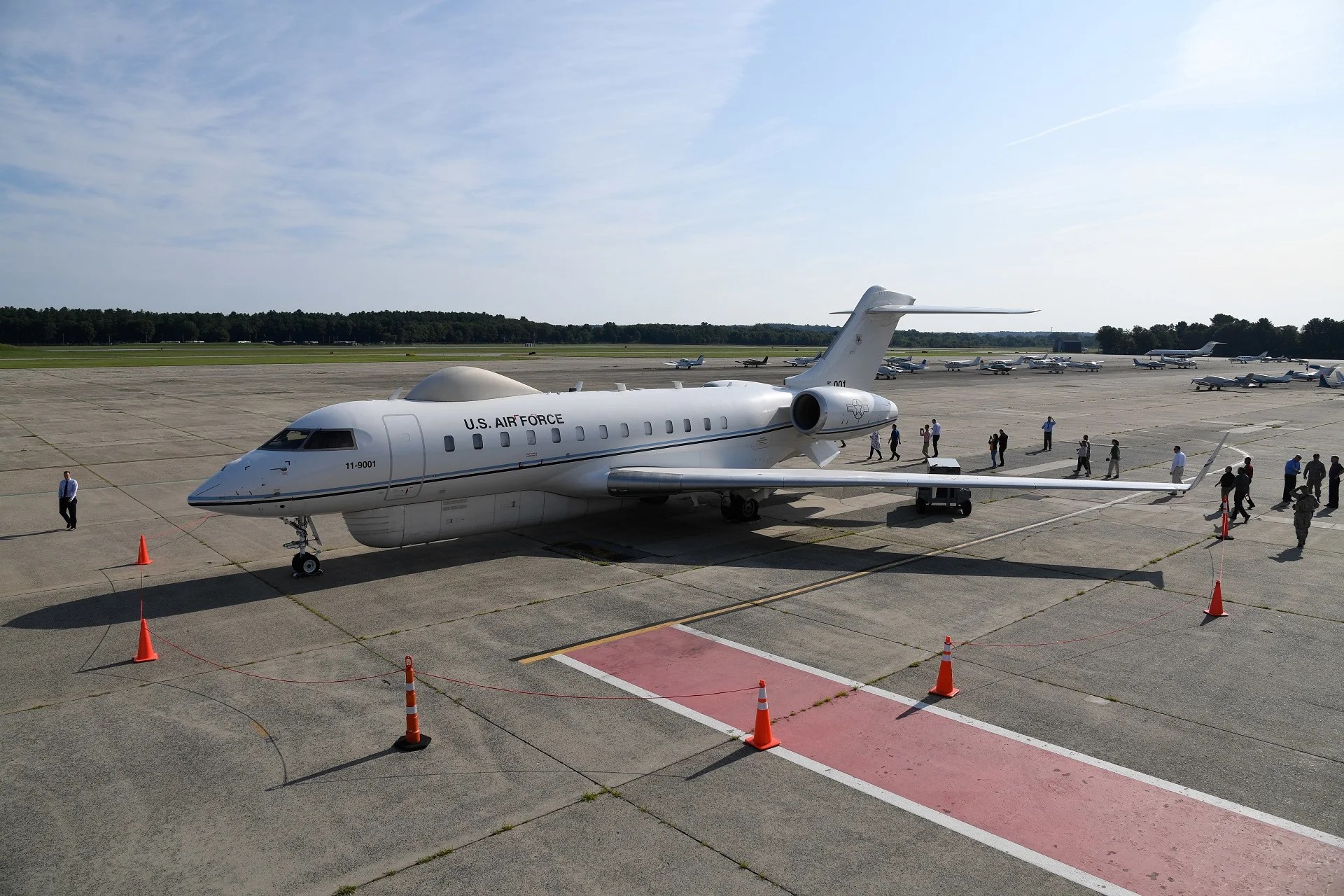 Bombardier’s Learjet wins USAF contract for up to six Global 6000 aircraft