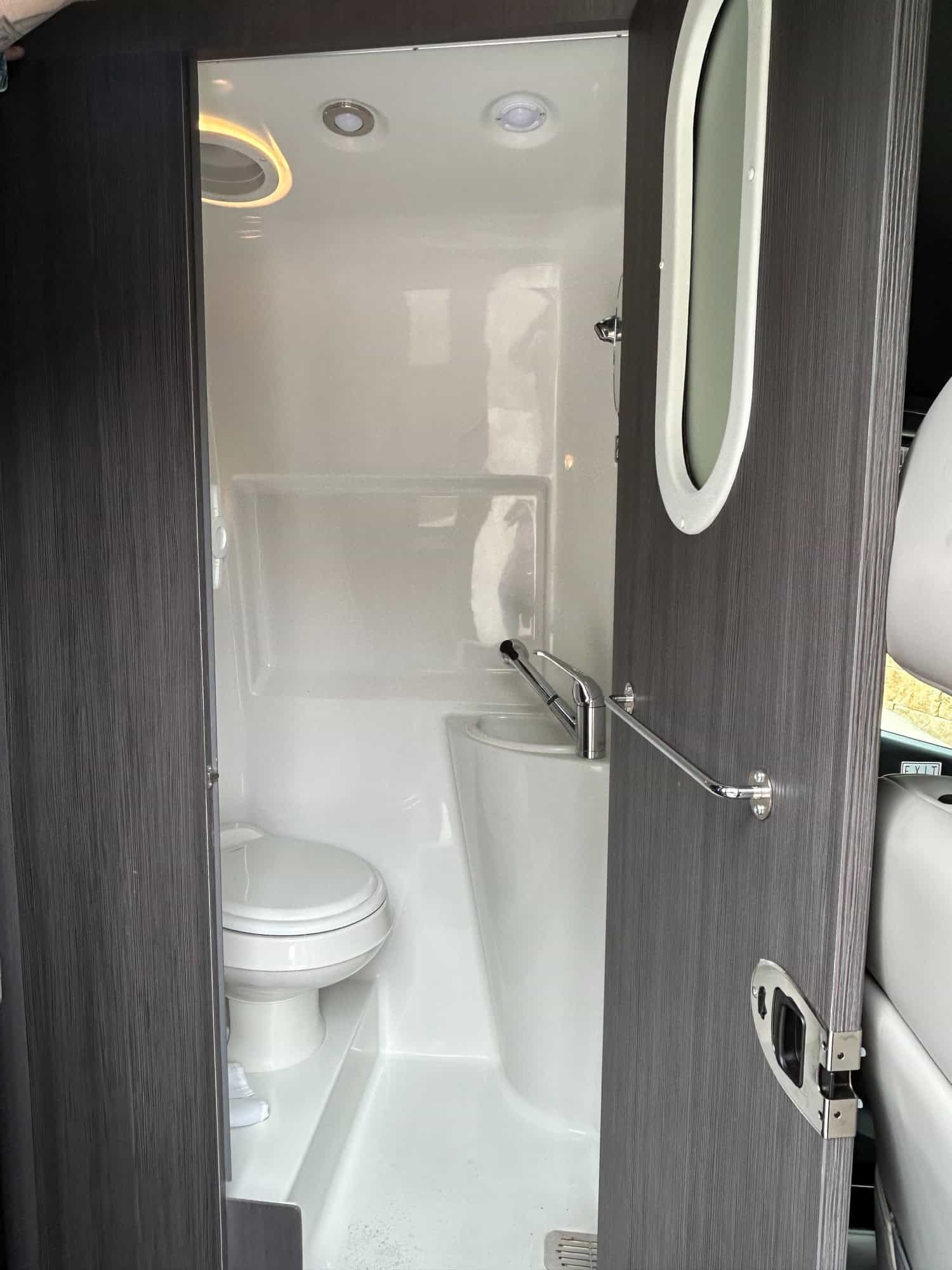 2022 19' Interstate For Sale In Peosta, Iowa Airstream Marketplace