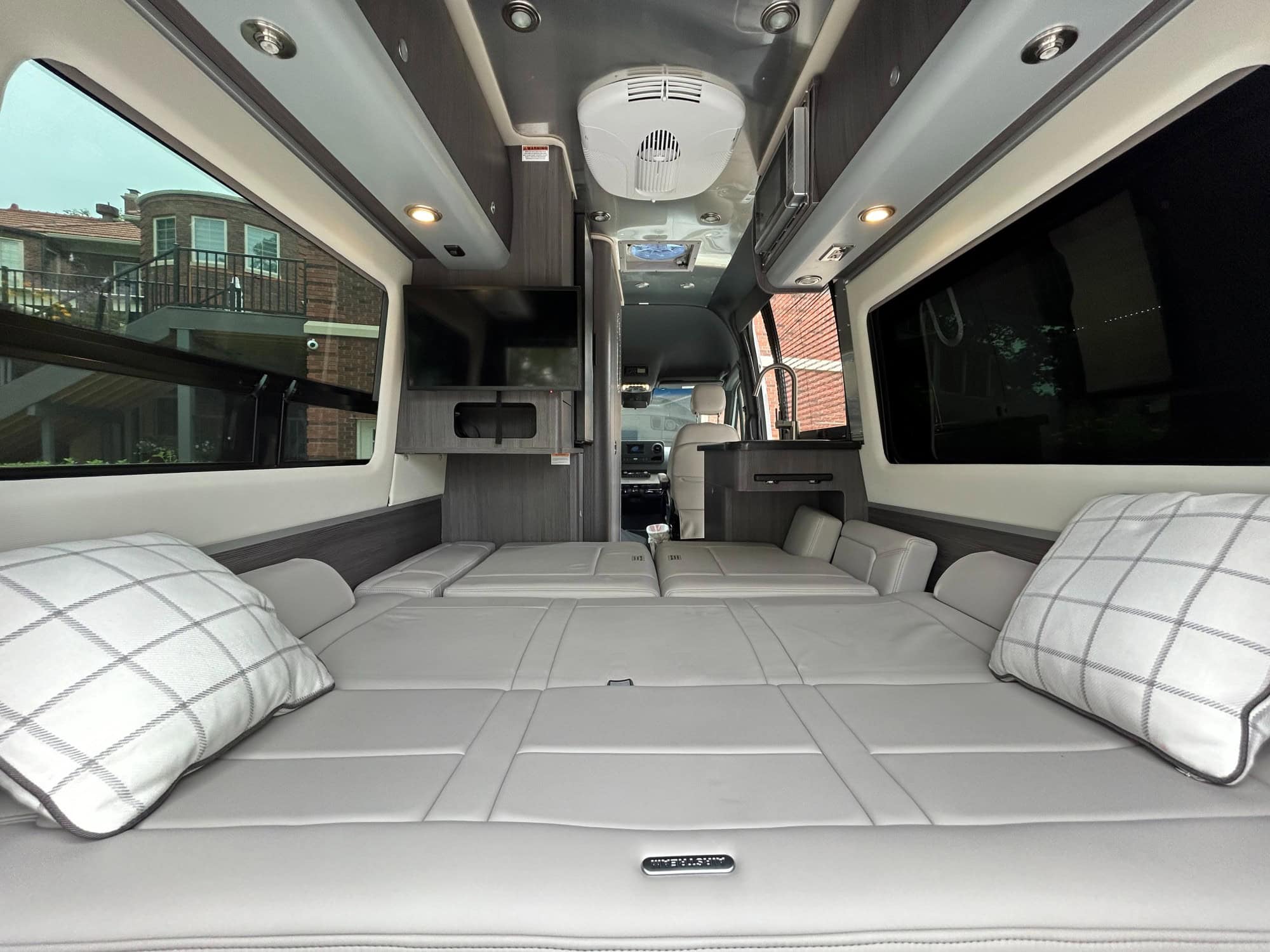 2022 19' Interstate For Sale In Peosta, Iowa Airstream Marketplace