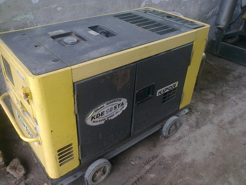 14 kVA Used Kipor Diesel/Petrol Generator
