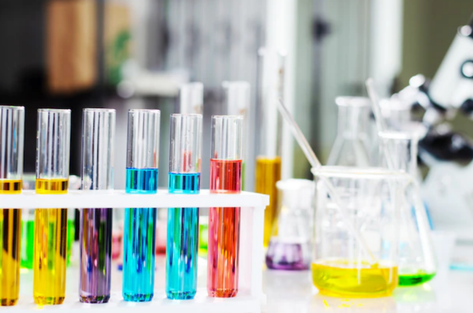 Base Oil & Solvents AKG