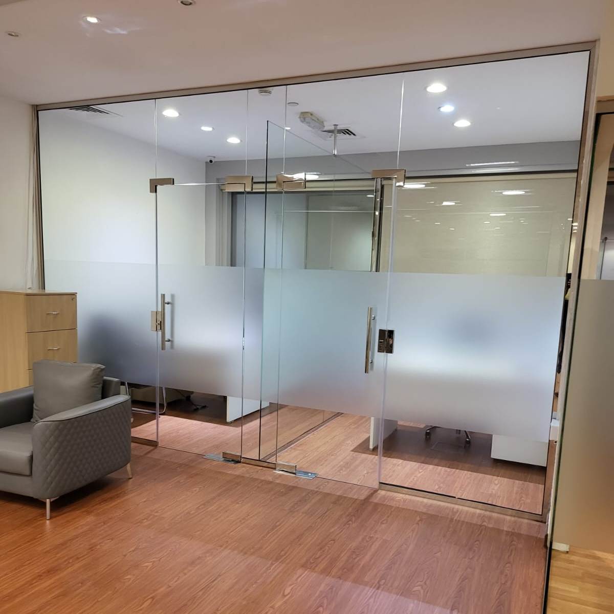 1 Best Glass Partition AlBasira Aluminuim & Glass Room Contracting LLC