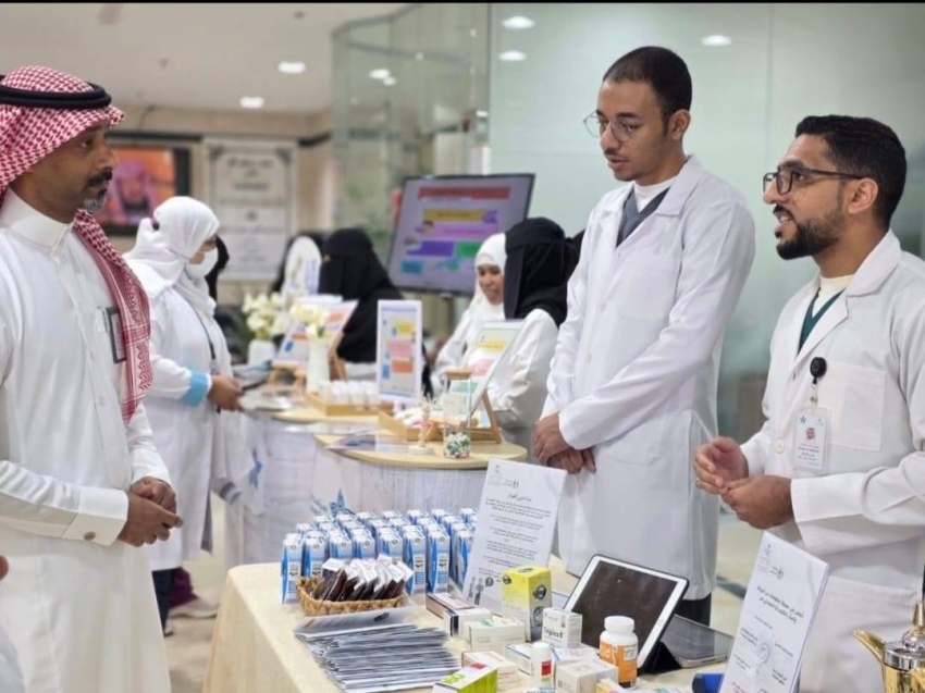 مستشفى الأمير سعود بن جلوي والملك فيصل يقيمان معرضان توعويان حول سلامة المرضى مستشفى الأمير سعود بن جلوي والملك فيصل يقيمان معرضان توعويان حول سلامة المرضى