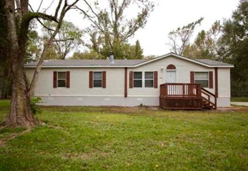 This mobile home has 3 bedrooms and 2 bathrooms. Used 3 Bed 2 Bath Fleetwood Double Wide For Sale - Lakeway