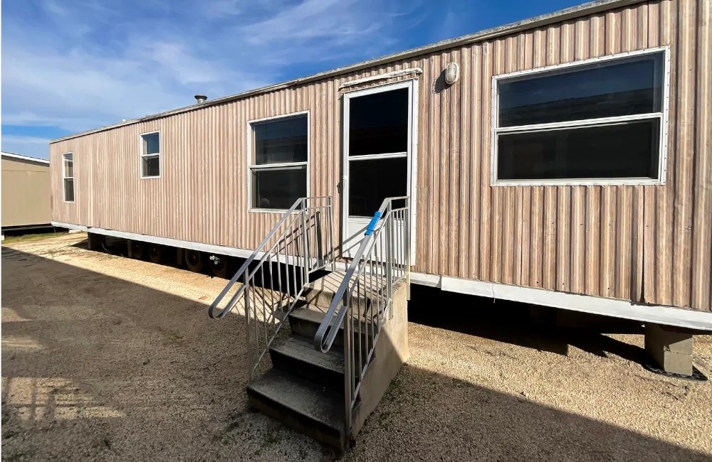 Used Mobile Homes - Oak Creek 1 Bed 1 Bath For Sale