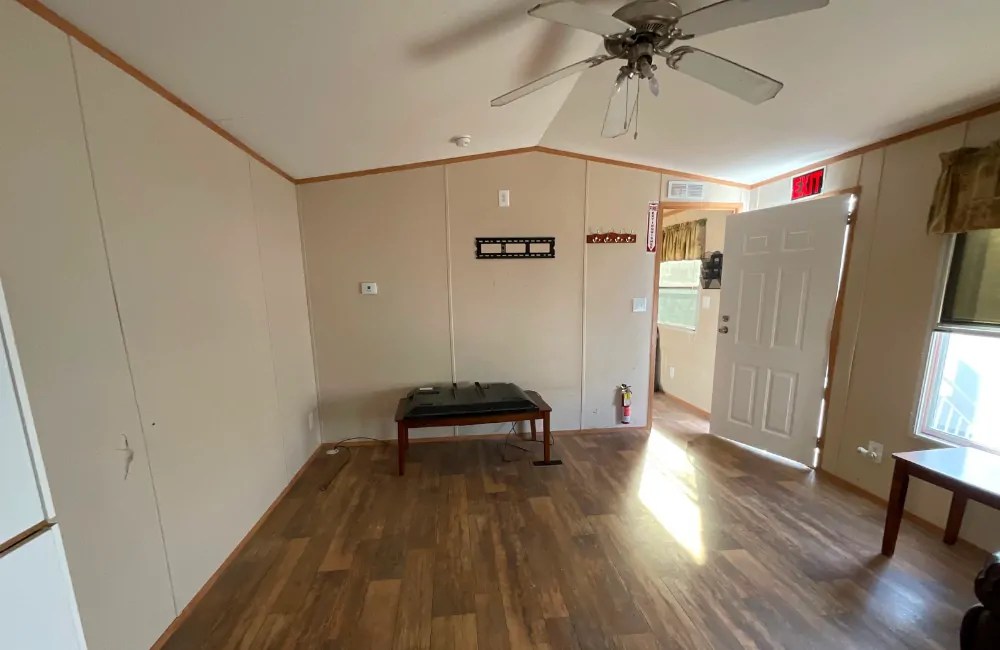 Used Mobile Homes Oak Creek 1 Bed 1 Bath For Sale