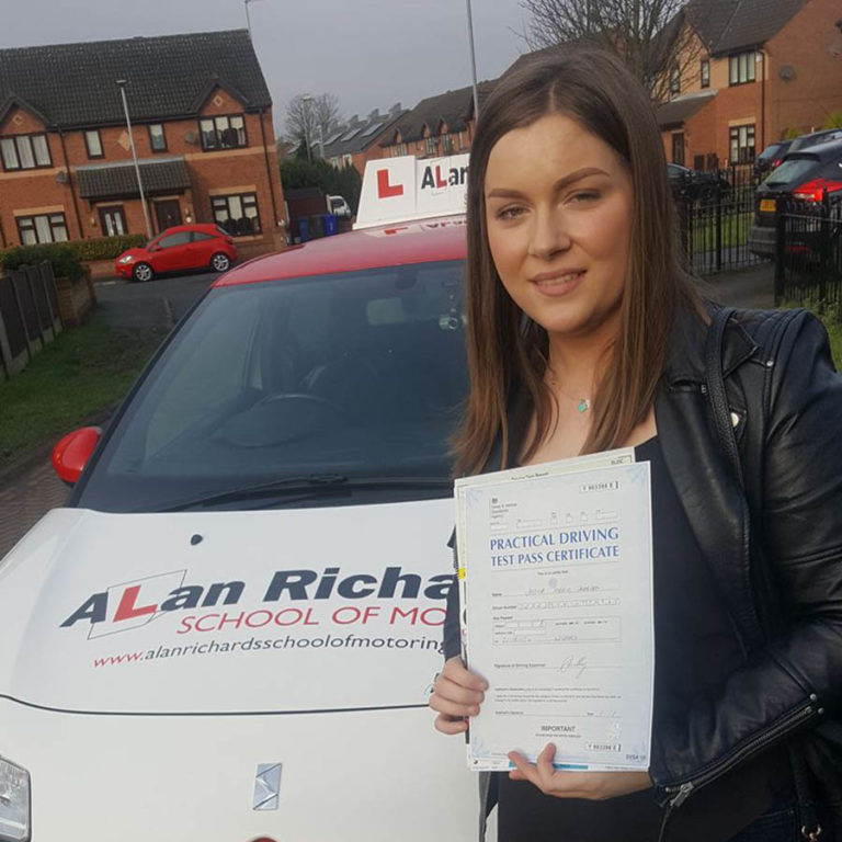 Driving Lessons in Widnes, Runcorn and Liverpool with exPolice Instructor