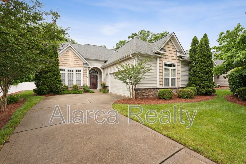 131 Ivy Creek Lane Mooresville, NC 28115 Alarca Property Management
