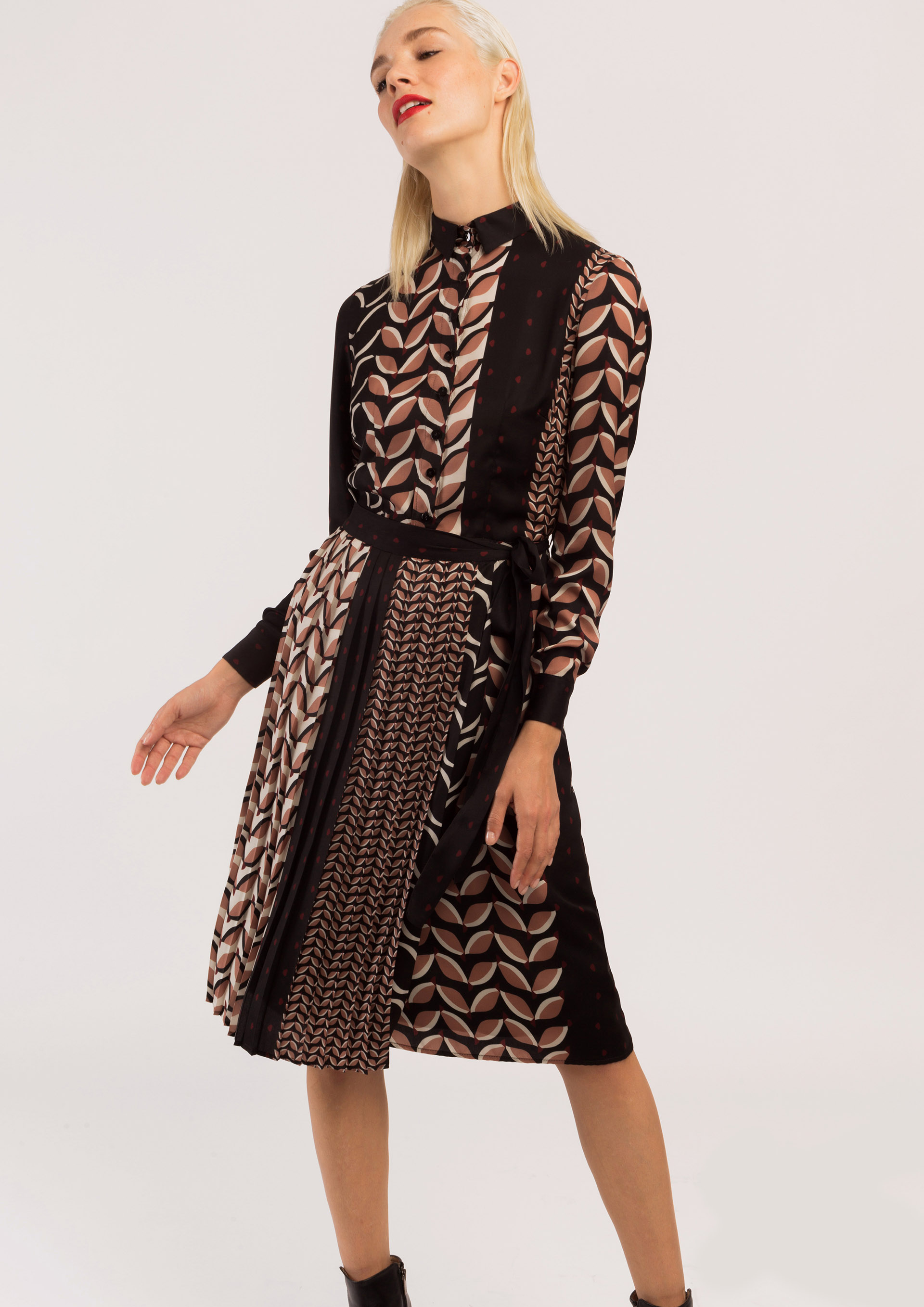 Geometric print midi dress.