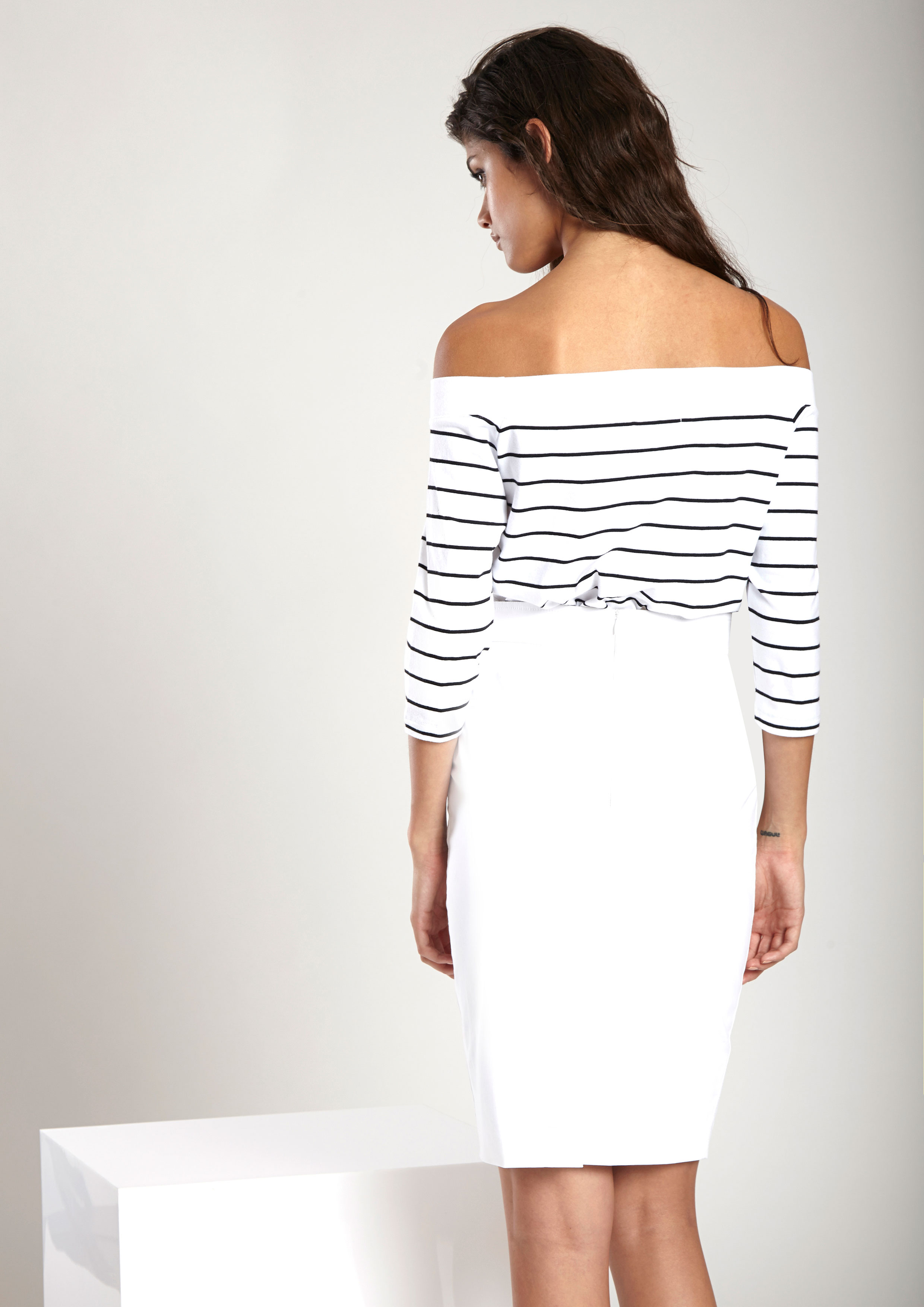 White pencil skirt