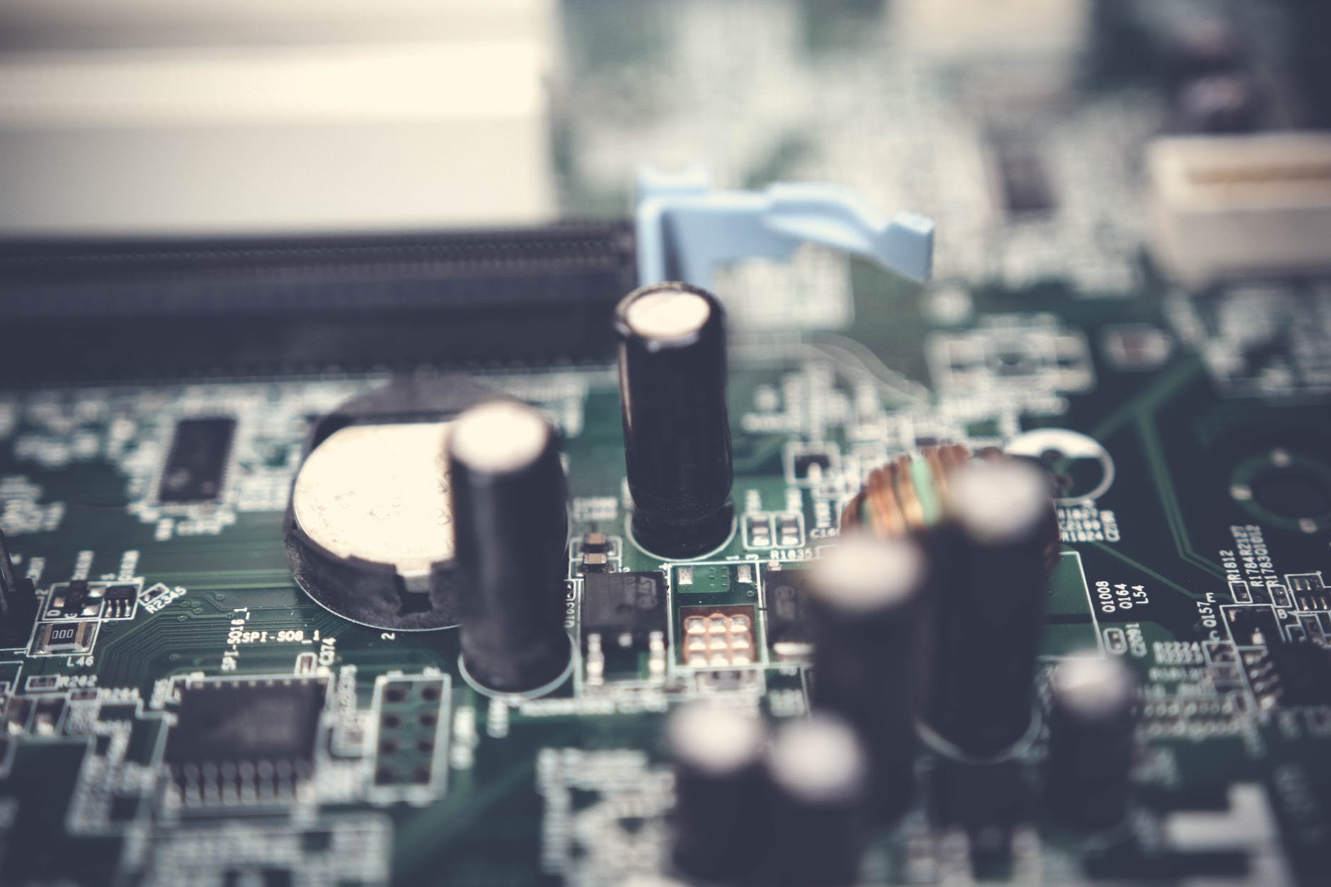 Important Points to Buy Electronic components from China