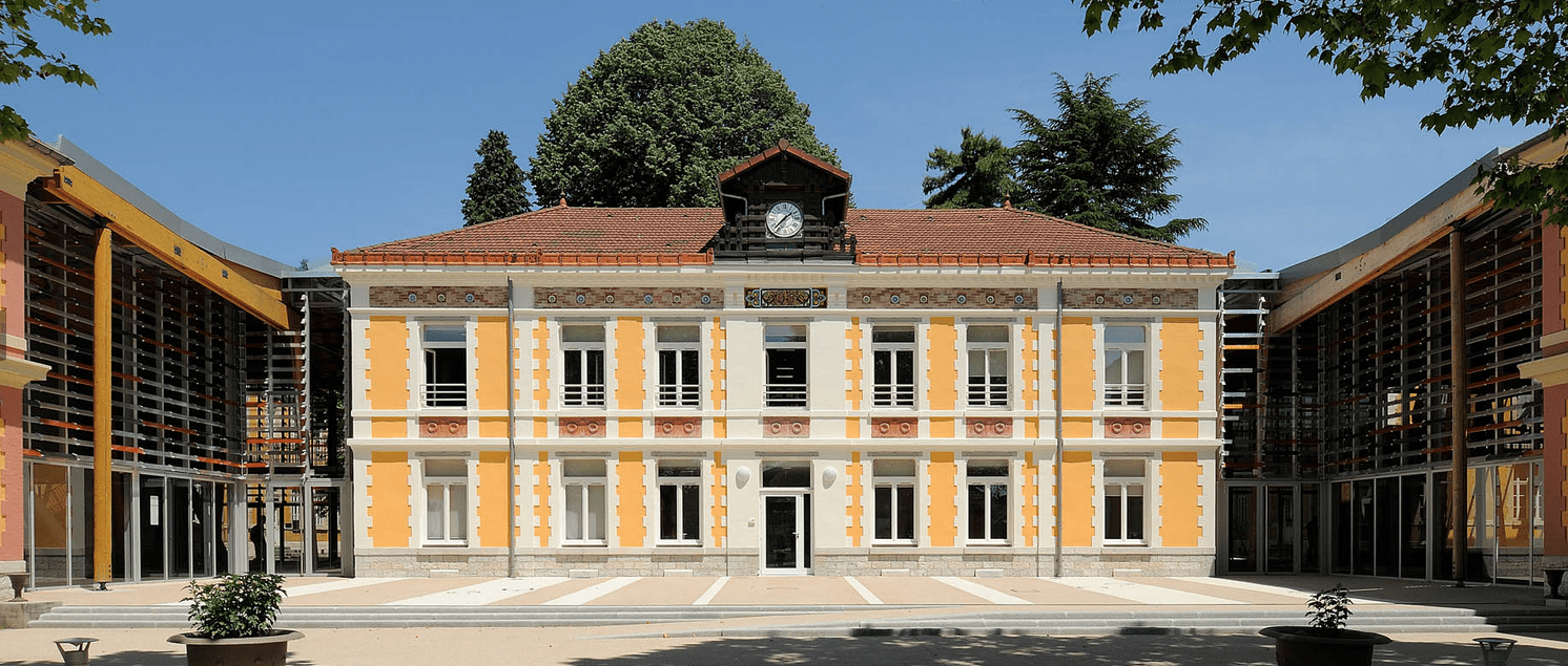 Restructuration Externat + 1/2 pension Lycée Ferdinand Buisson à Voiron