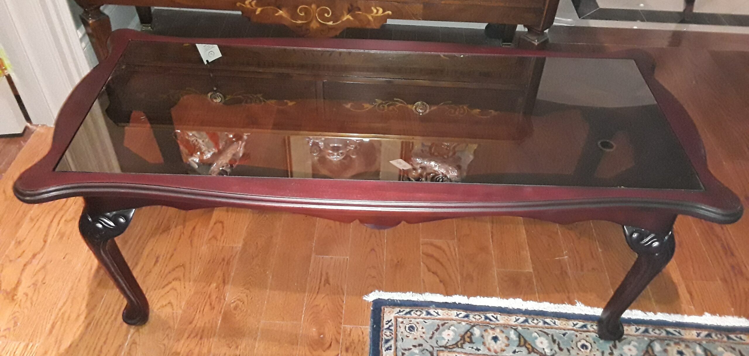 SMALL MAHOGANY COFFEE TABLE WITH GLASS TOP, 42" X 19" X 17" HIGH