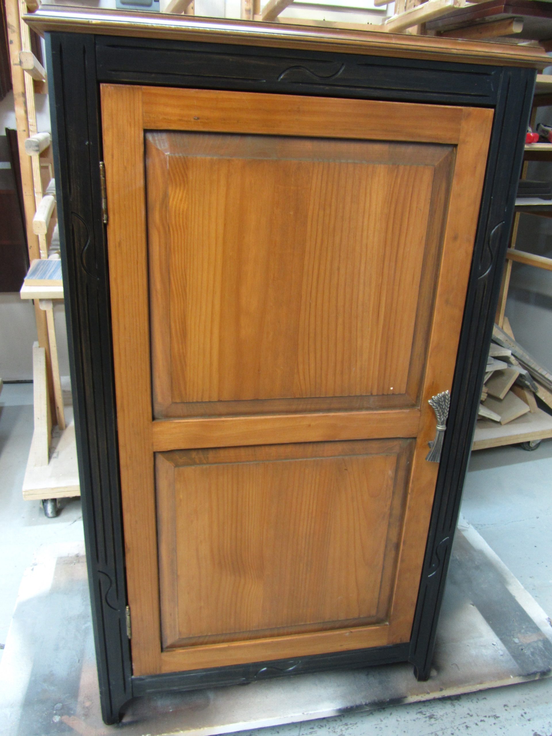 Door Alexander's Fine Furniture Galleries