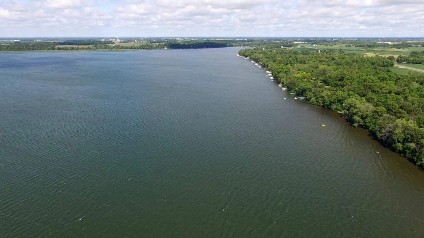 Lake Andrew in Seven / BY CRAIG MISCHE