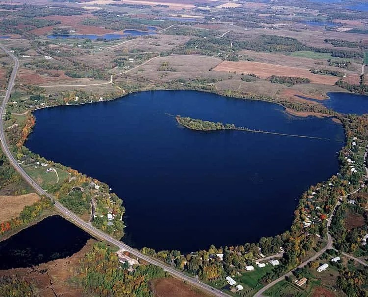 LAKE BROPHY HOMES FOR SALE / BY CRAIG MISCHE