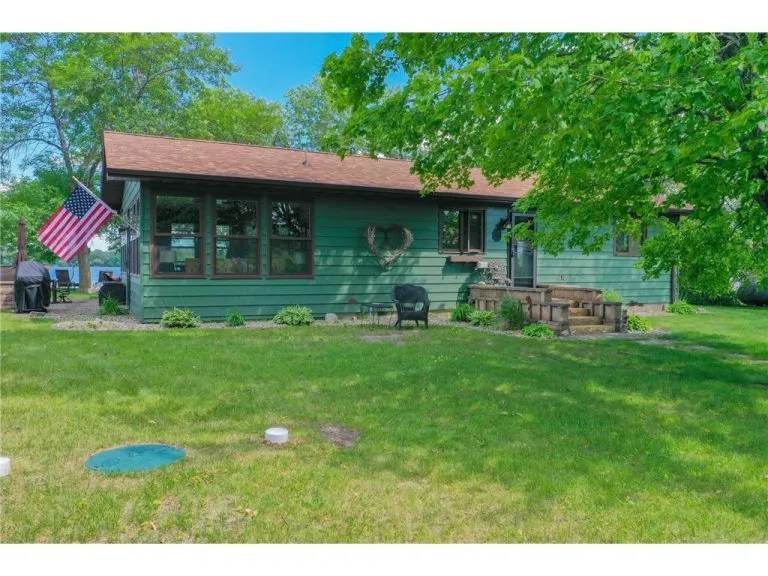 LAKE OSAKIS HOMES FOR SALE / BY CRAIG MISCHE