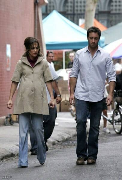 On set of Backup Plan movie - Alex O'loughlin and Jennifer lopez