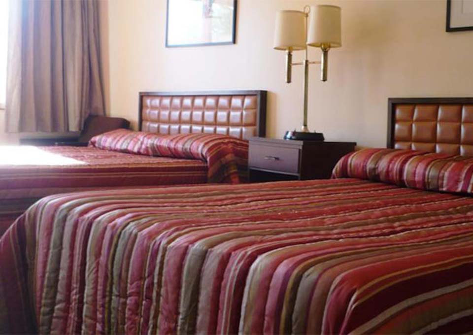 Red Top Motor Inn & Restaurant, Iron Bridge, Ontario Canada