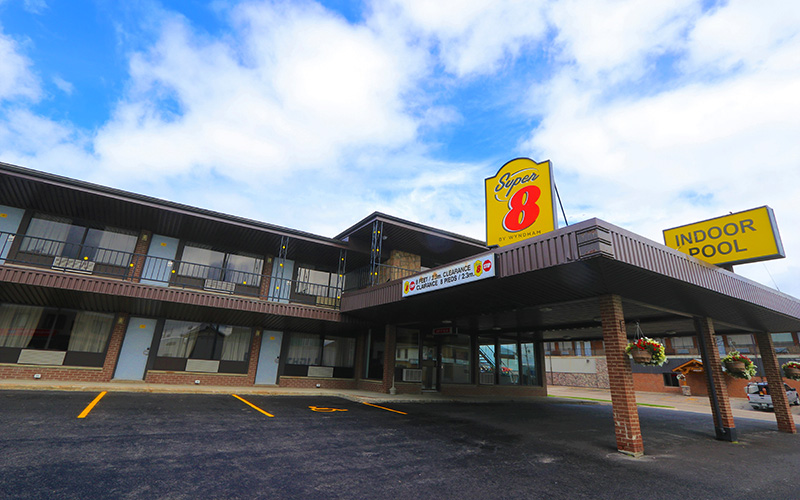 Super 8 by Wyndham, Hearst, Northern Ontario, Canada