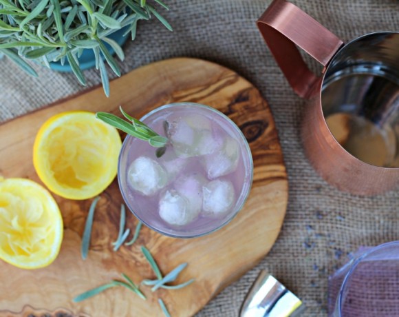 Lavender gin & cloudy lemonade
