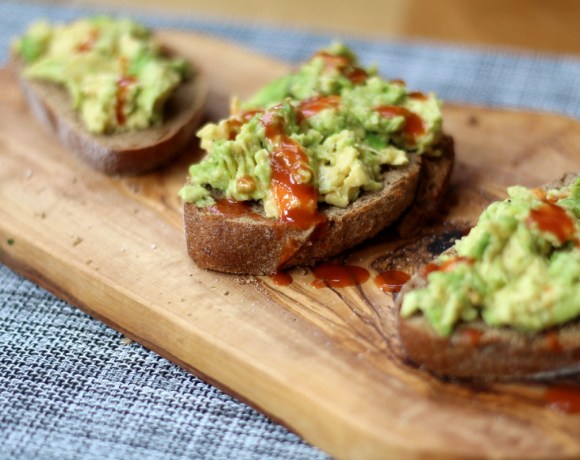 Avocado & Rye Bread Toasts