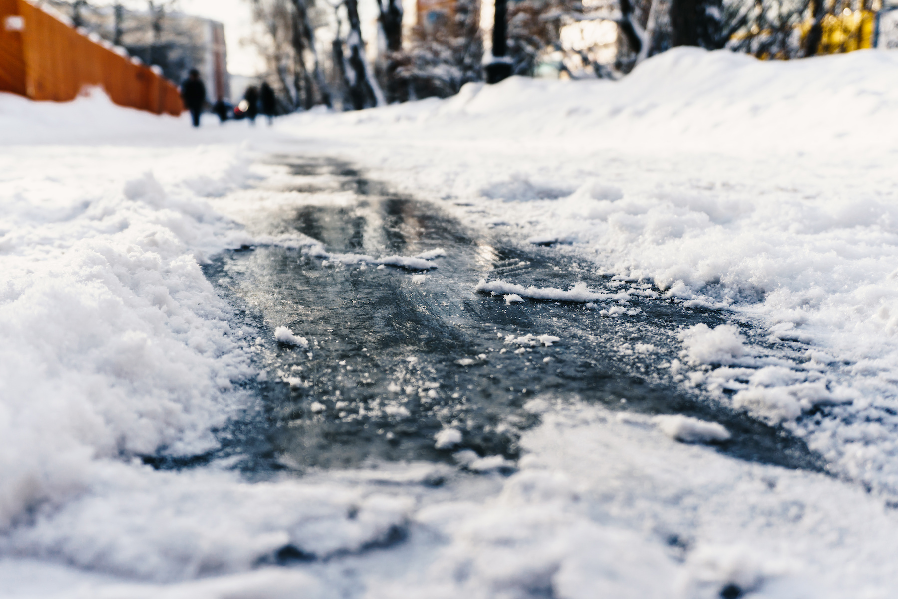 How To Limit Snow Slip & Fall Liability ALIGNED Insurance