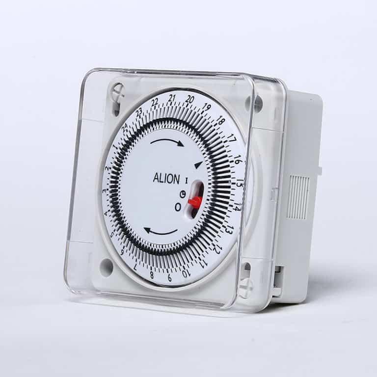 AHC181d Daily Analogue Time Switch ALION