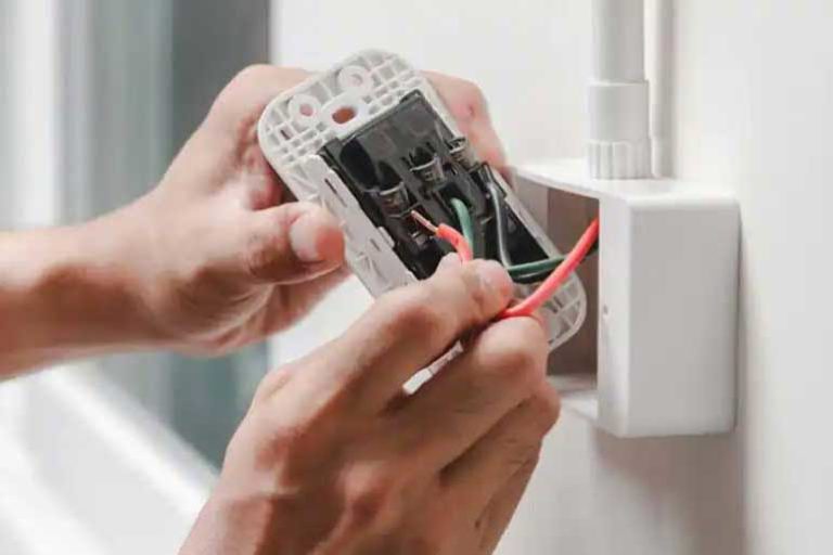 A Quick Installation Guide for Programmable Time Switch