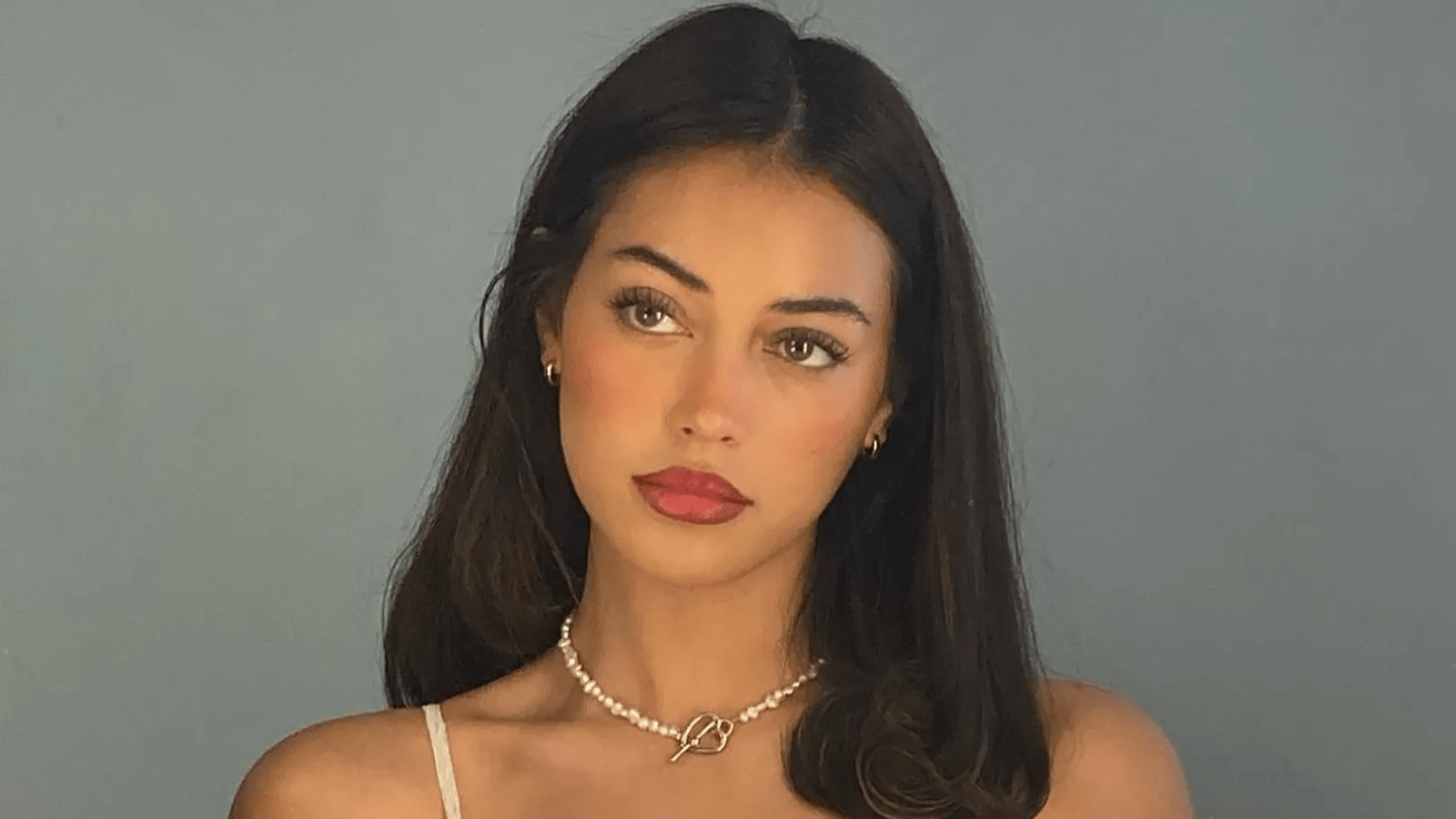 Beşiktaşlı futbolcu Dele Alli’nin model sevgilisi Cindy Kimberly