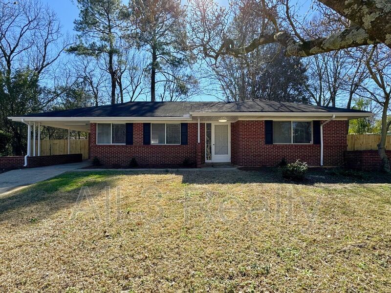 3512 Little John Drive Montgomery, AL 36109 All 3 Realty
