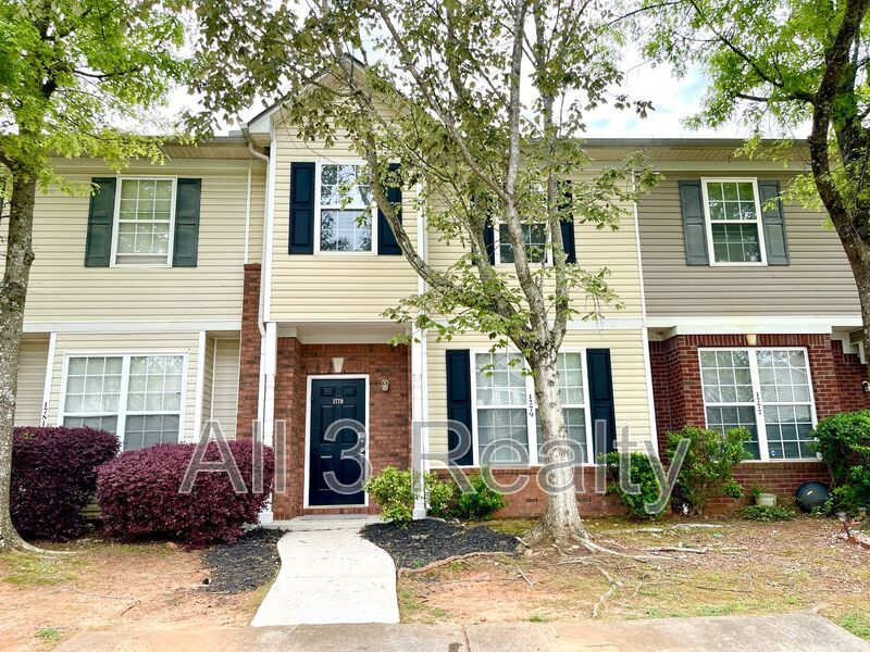 1779 Fielding Way Hampton, GA 30228 All 3 Realty