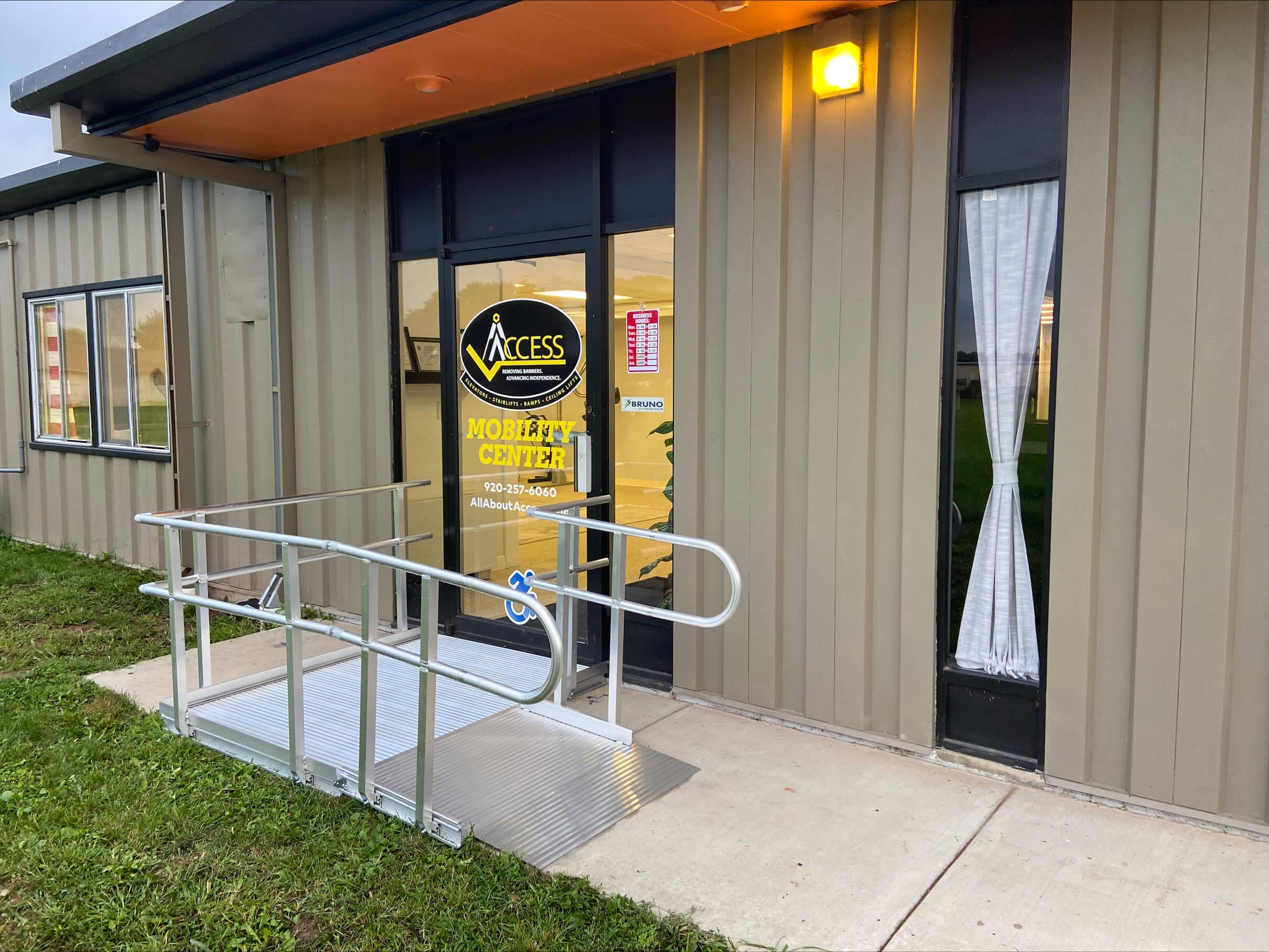 Wheelchair Ramps in Chicago, Milwaukee, Cudahy, Kenosha, Wausau, Racine