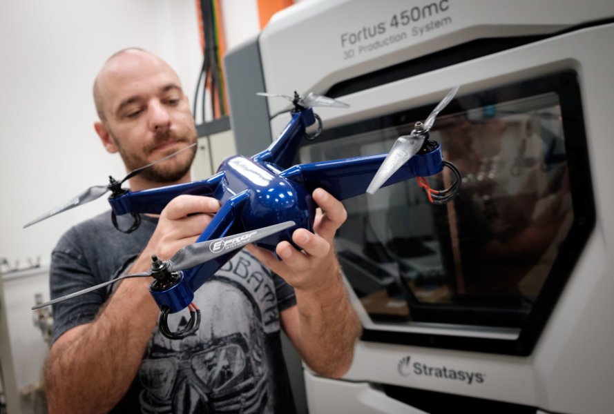 3D-Printed Embedded Electronics Make this Drone Ready to Fly Straight