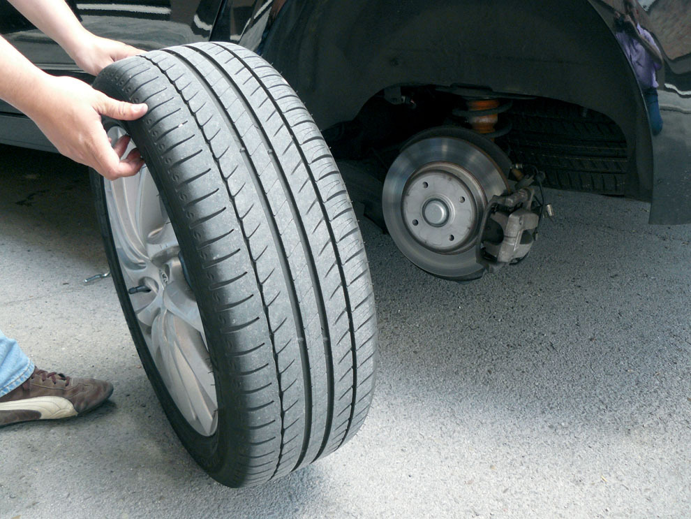 LLANTA AUXILIAR All Access Racing Team