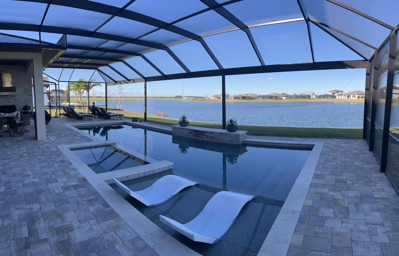 Learn How to Select the Perfect Aluminum and Screening Patio Enclosure