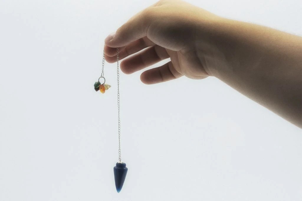 16 Best Crystals to Use for Pendulums All Crystal