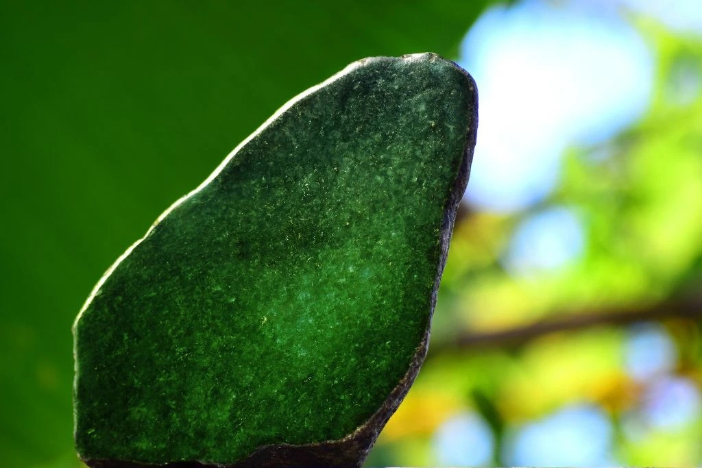 Jade Meaning, Properties, and Benefits You Should Know