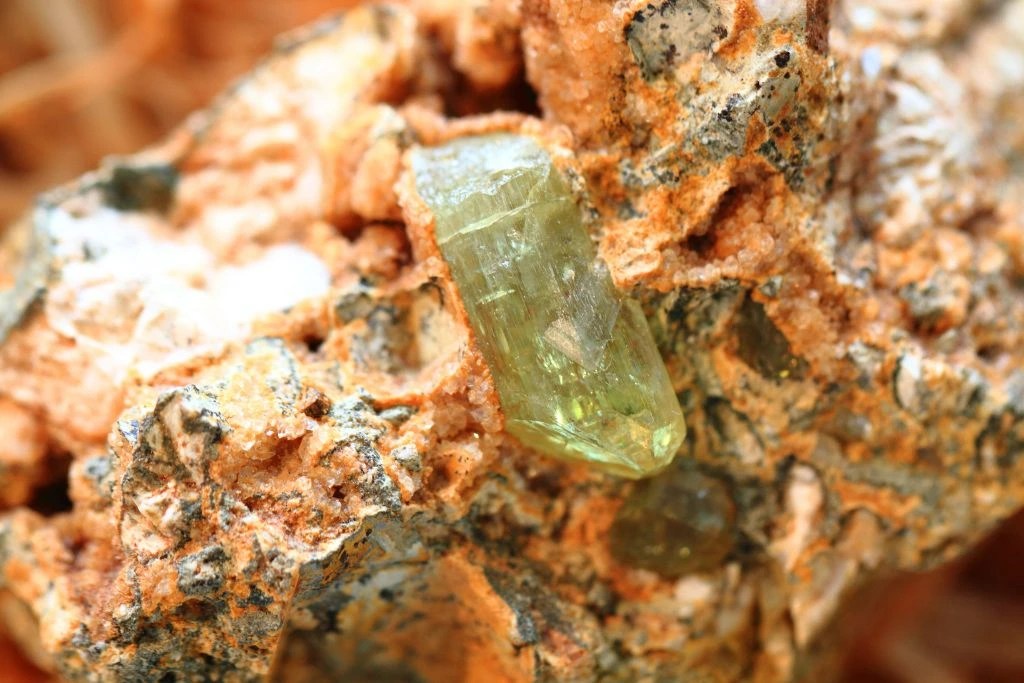 Apatite Meaning, Properties, and Benefits You Should Know