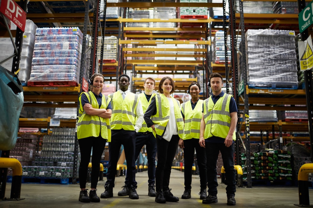 6 Benefits of Working with Warehouse Staffing Agencies