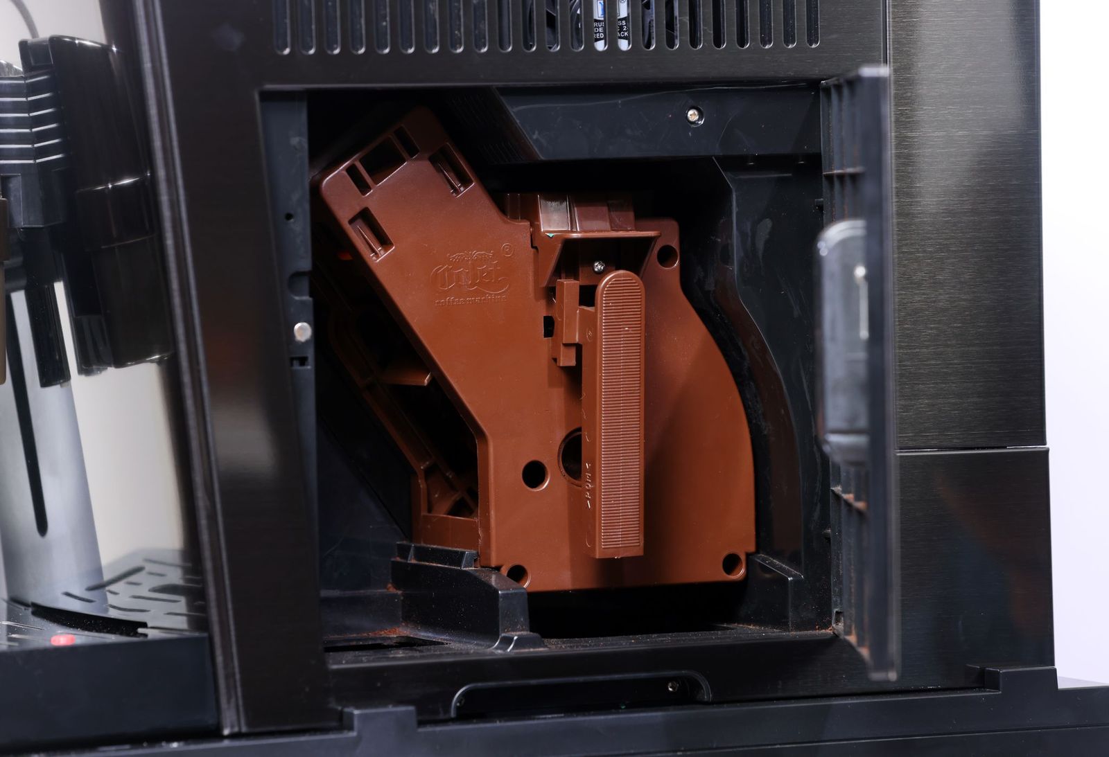 Legit Fully Automatic Coffee Machine With Waste Container