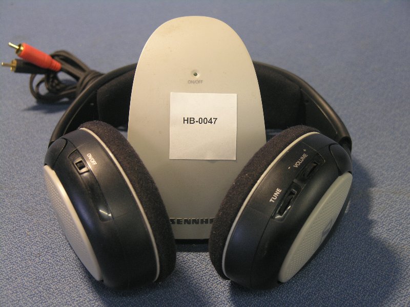 Sennheiser Wireless Headphones HDR 116 Allsold.ca Buy & Sell Used