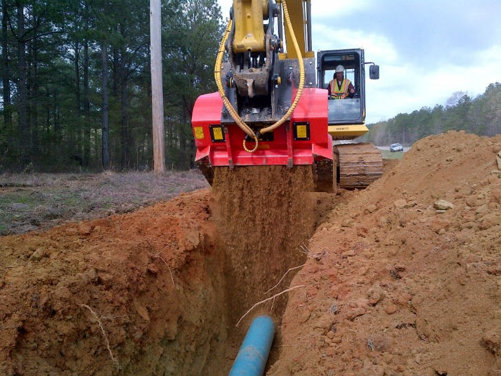 ALLU Screener Crusher Bucket Improves Profitability In Pipeline