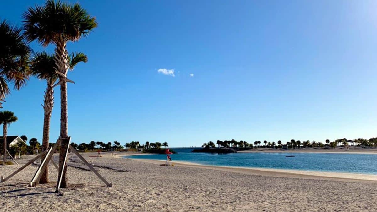 Bahamas Vs. Grand Cayman Compared