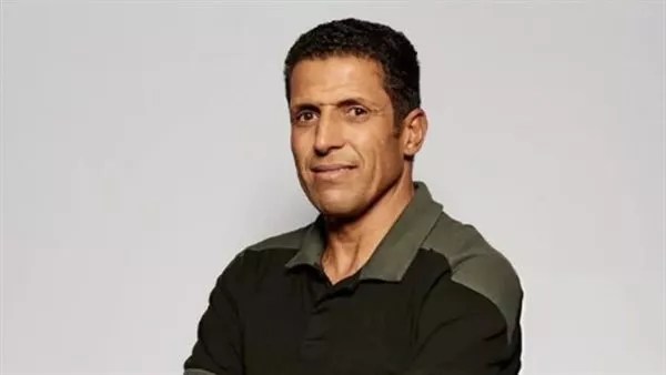 النادي الأهلي يعلن التعاقد مع المدرب المغربي الحسين عموتة النادي الأهلي يعلن التعاقد مع المدرب المغربي الحسين عموتة