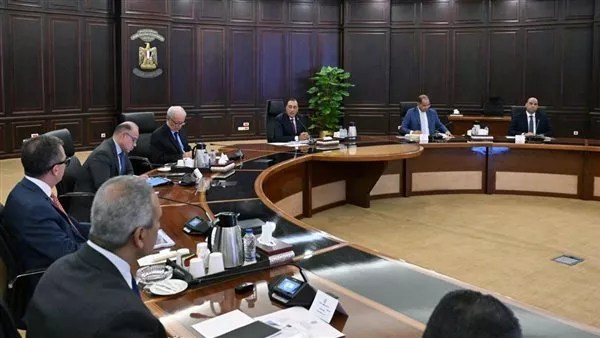 رئيس الوزراء يتابع مستجدات إعداد البرنامج الوطني للتحول الاقتصادي رئيس الوزراء يتابع مستجدات إعداد البرنامج الوطني للتحول الاقتصادي
