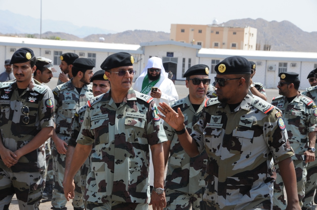قائد قوات الطوارئ الخاصة يهنئ منسوبي قوة المدينة ويشاركهم