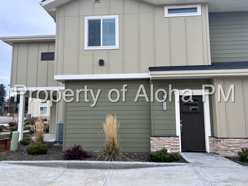 3582 E. Grand Forest Dr. 102 Boise, ID 83716 Aloha Property Management
