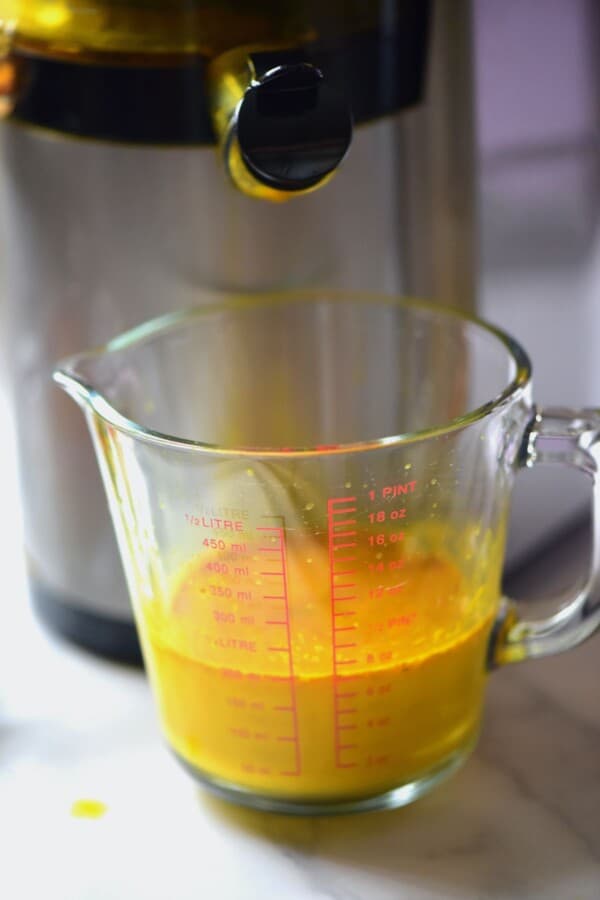 How To Juice Turmeric (With and Without Juicer) Alphafoodie